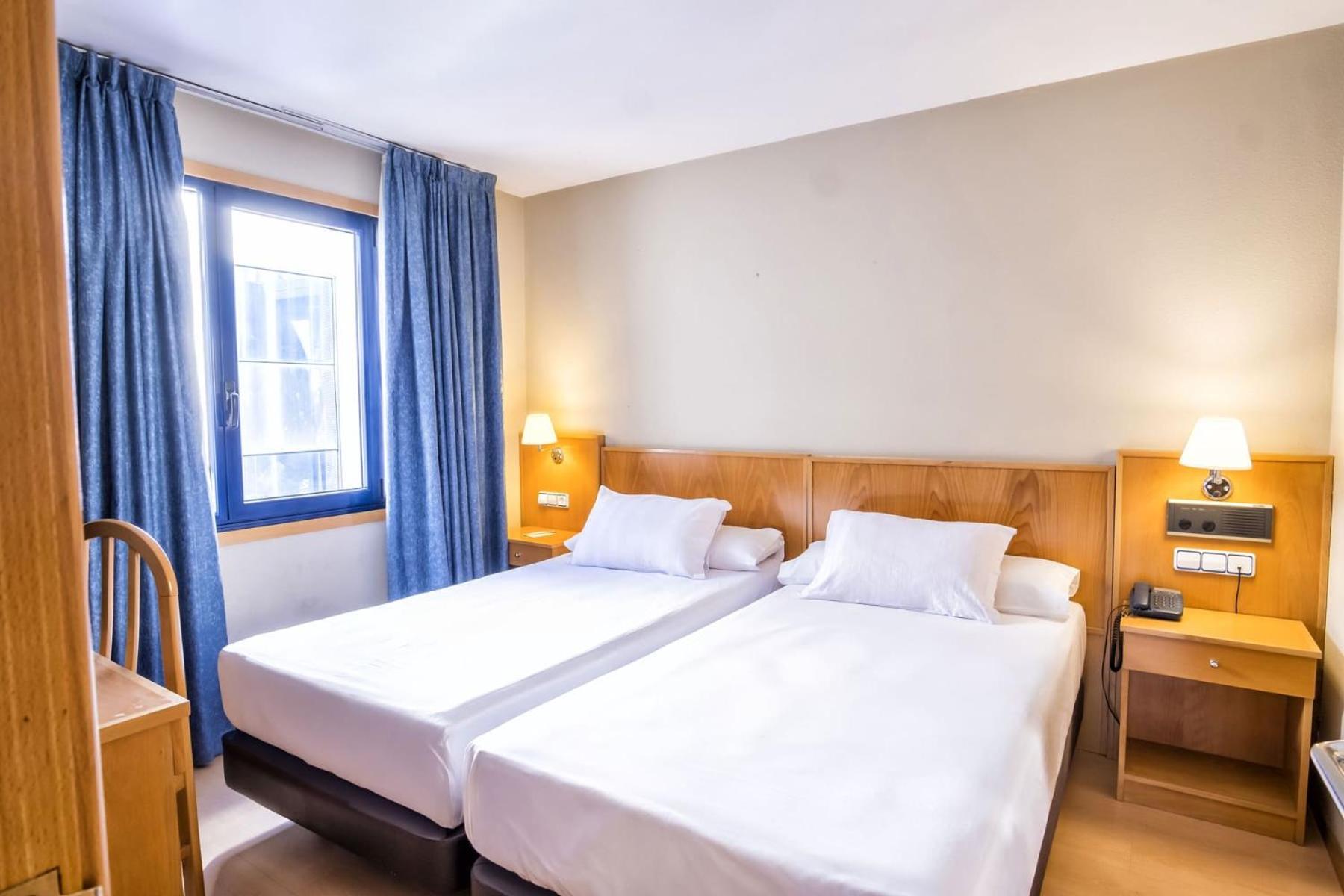Hotel Alda Castelao Вильягарсия-де-Ароса Экстерьер фото