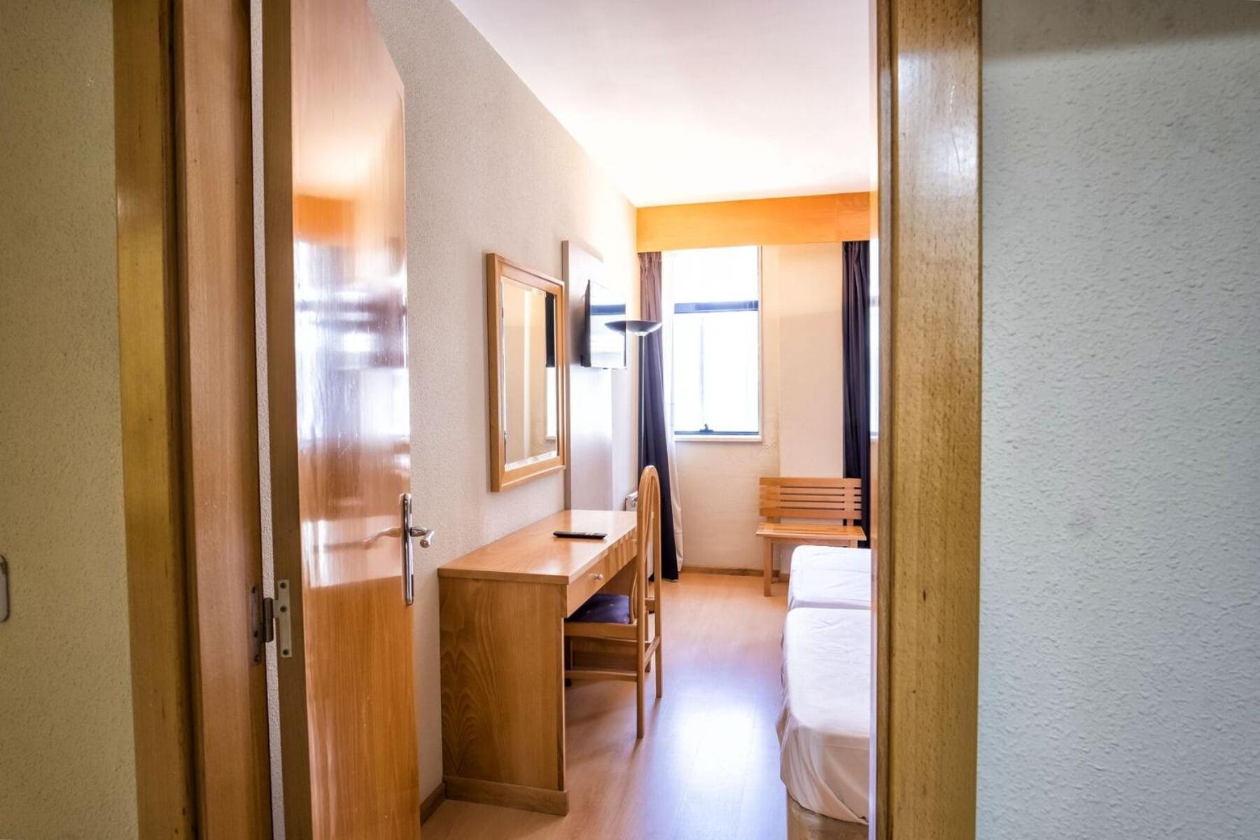 Hotel Alda Castelao Вильягарсия-де-Ароса Экстерьер фото