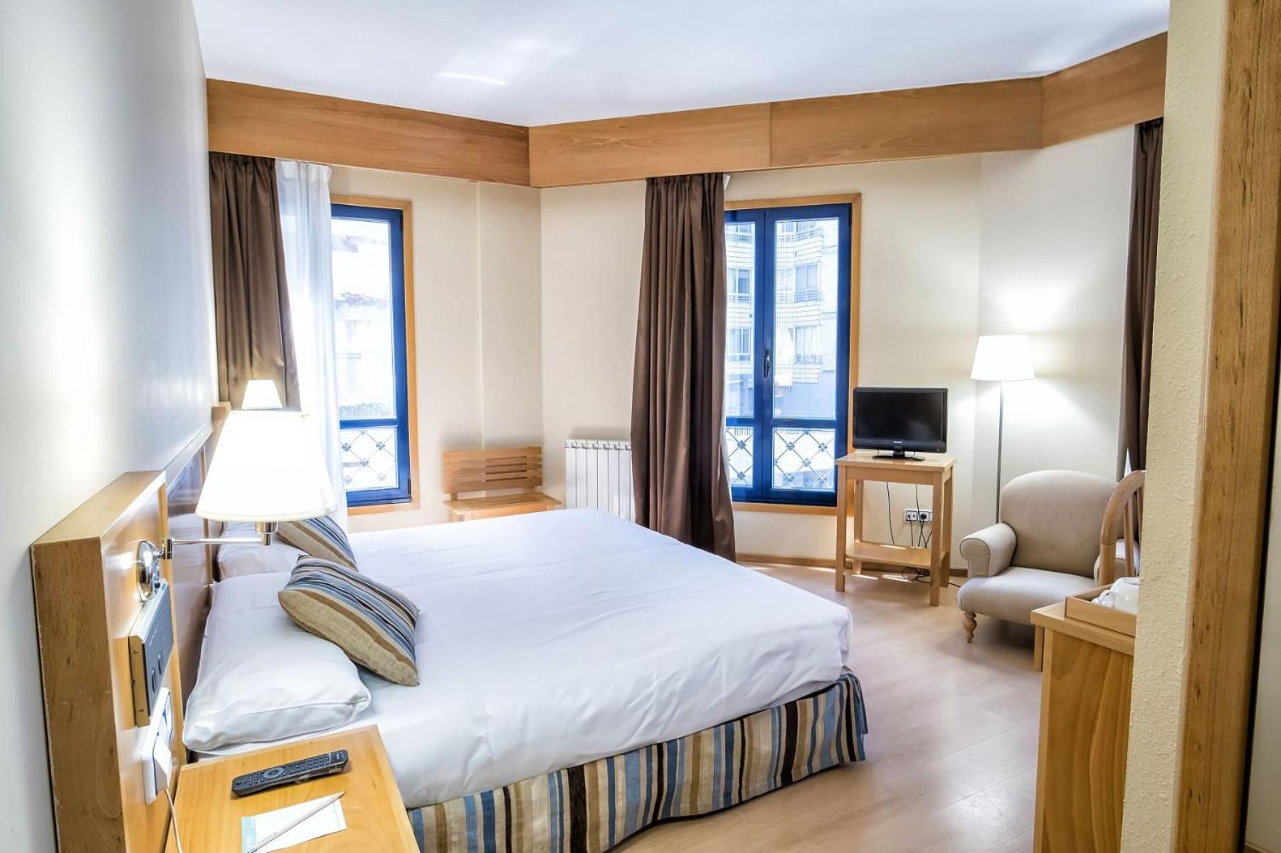 Hotel Alda Castelao Вильягарсия-де-Ароса Экстерьер фото