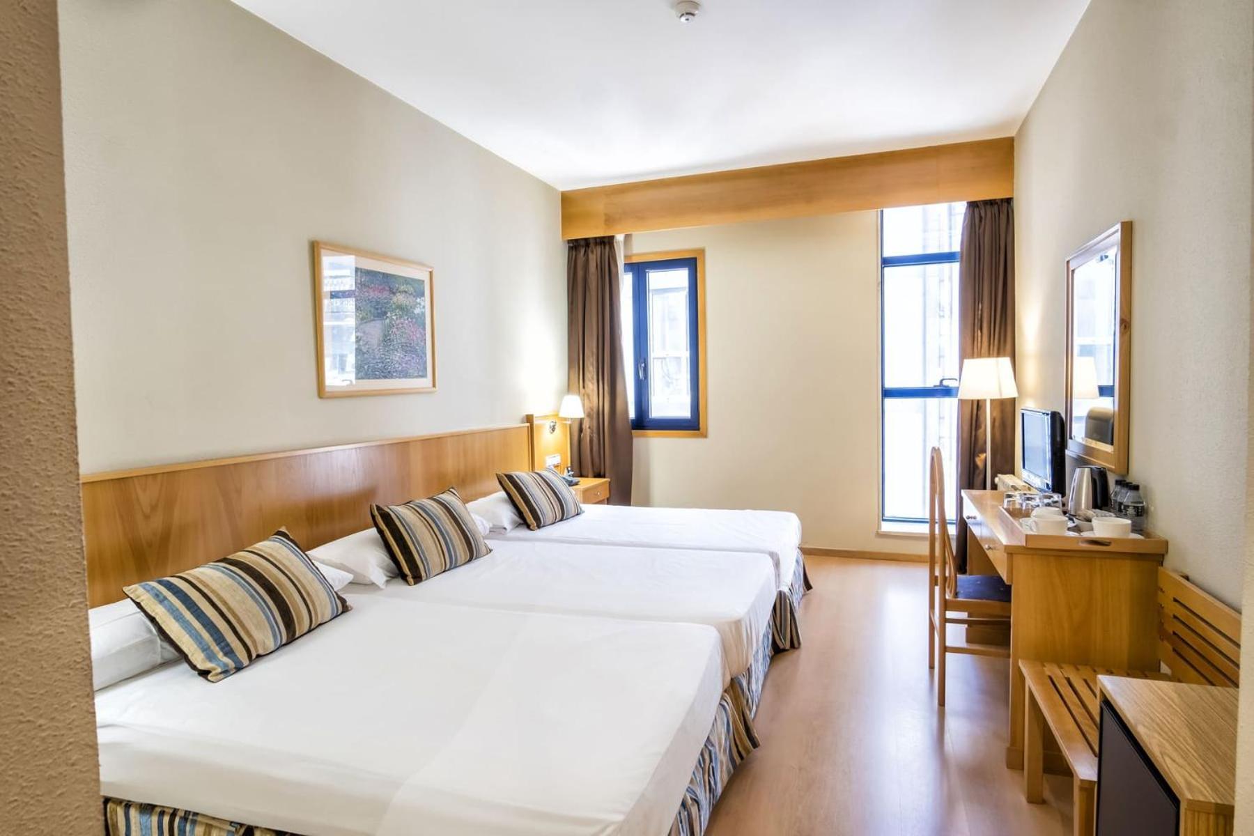 Hotel Alda Castelao Вильягарсия-де-Ароса Экстерьер фото
