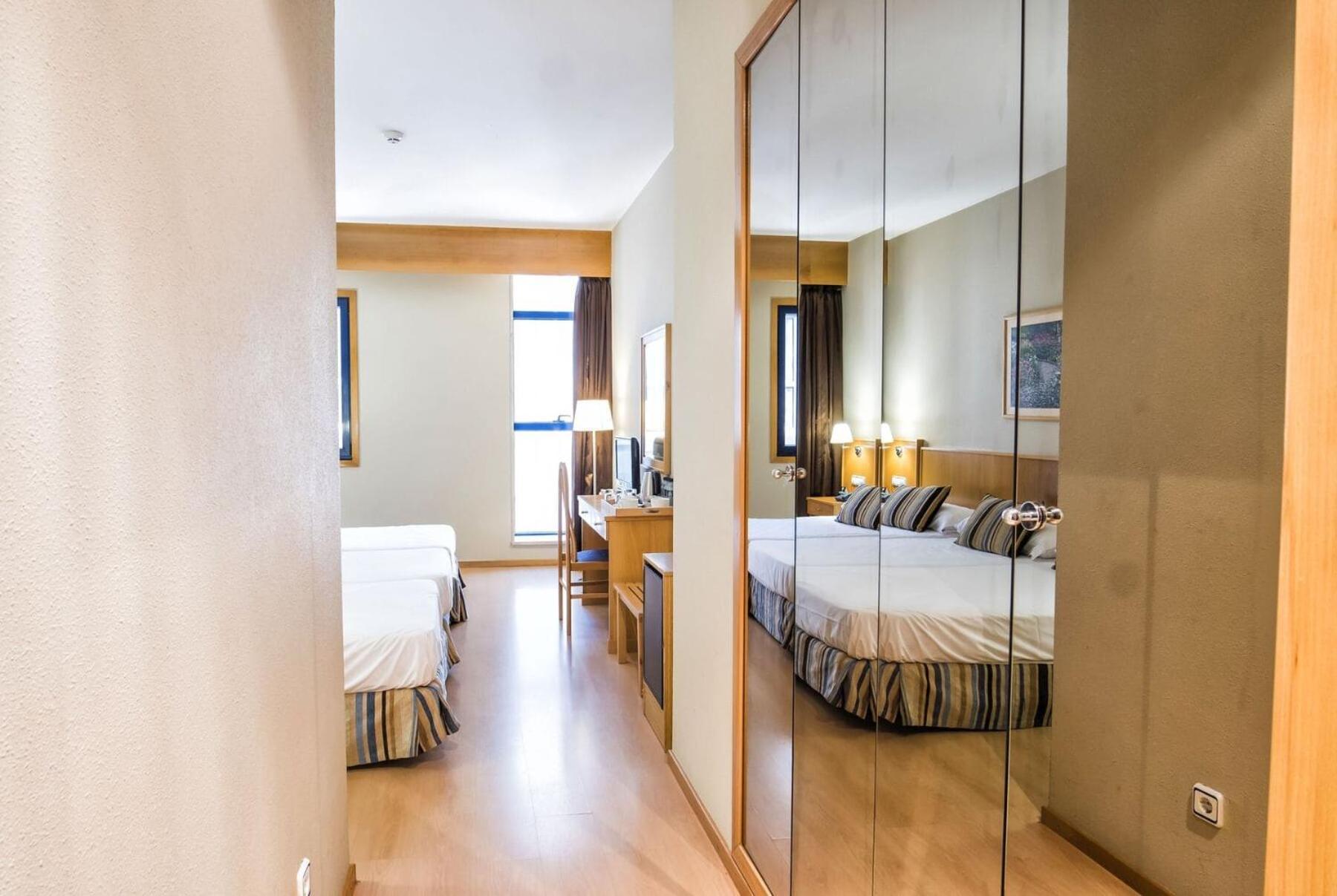 Hotel Alda Castelao Вильягарсия-де-Ароса Экстерьер фото